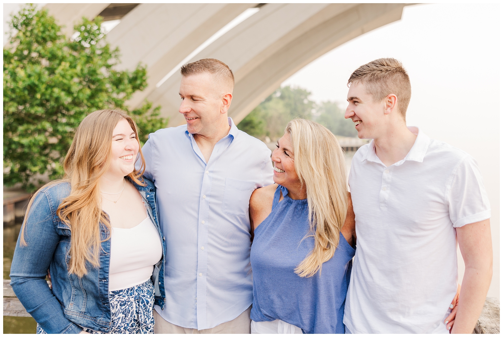 Family laughing during Alexandria photography session