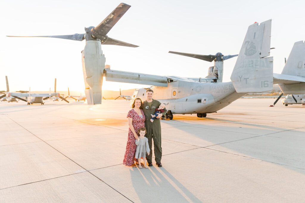 Parents and their two small children in front of an Osprey in Jen Jordan's MCAS Miramar photography spotlight